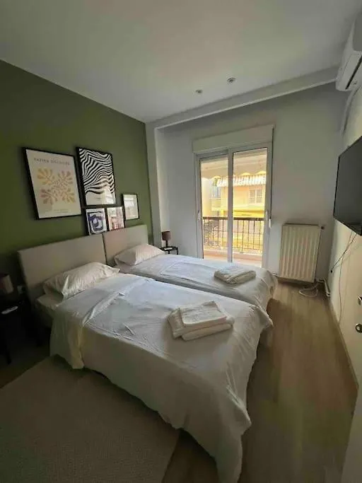 Secret Colors Of Thessaloniki Apartment