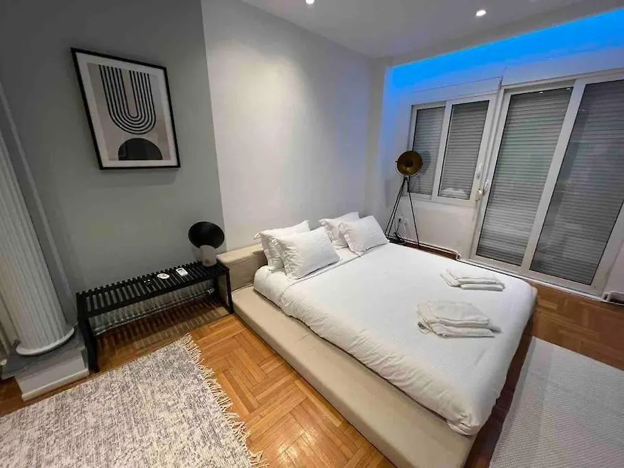 Secret Colors Of Thessaloniki Apartment