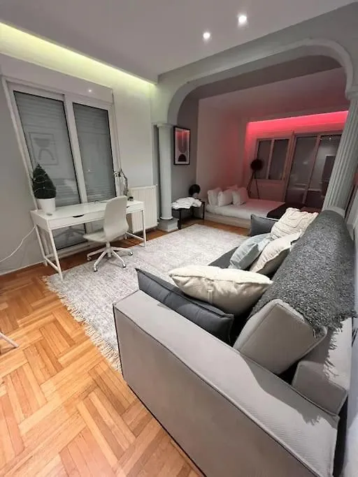 Secret Colors Of Thessaloniki Apartment